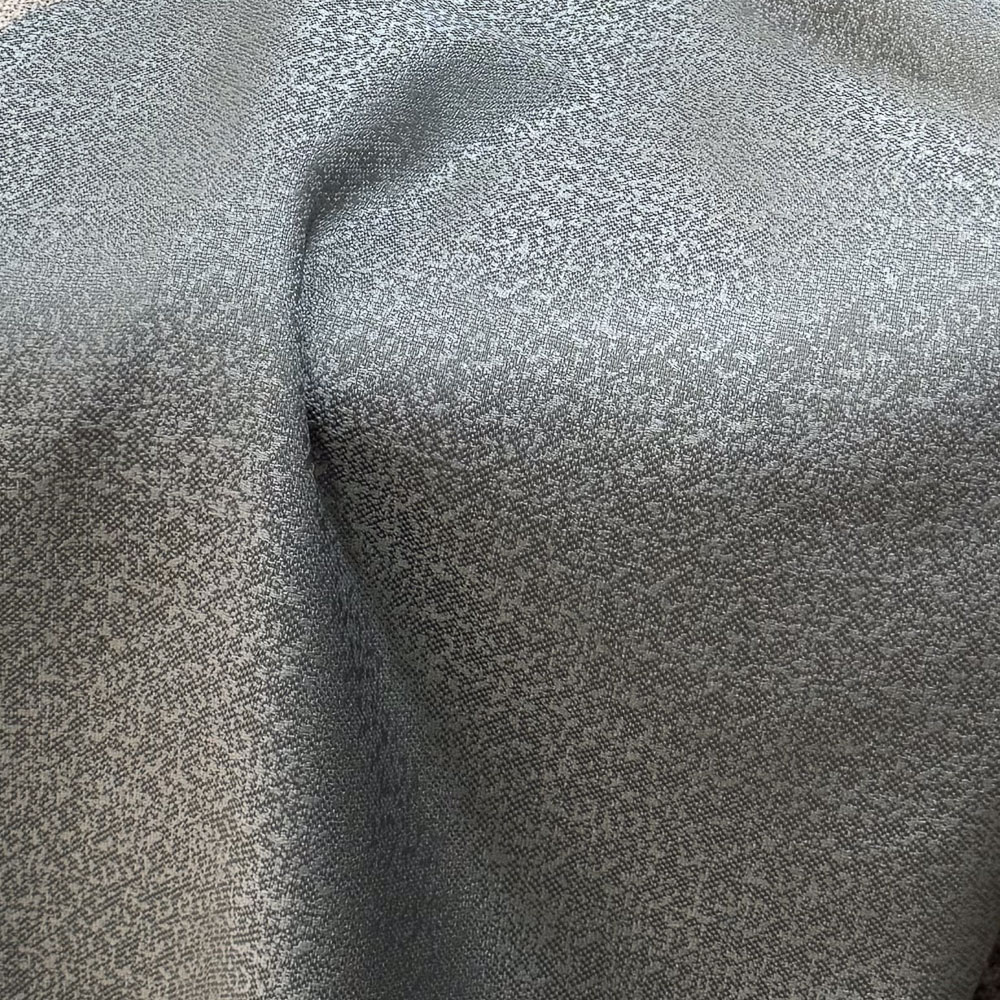 Slate Grey / رمادي ثلجي